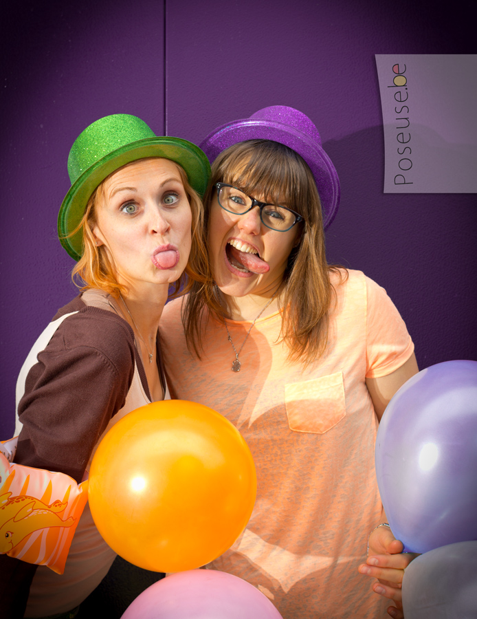 Les photoshoot d'enterrement de vie de jeune fille avec Poseuse.be sont toujours de grands moments d'amusement !